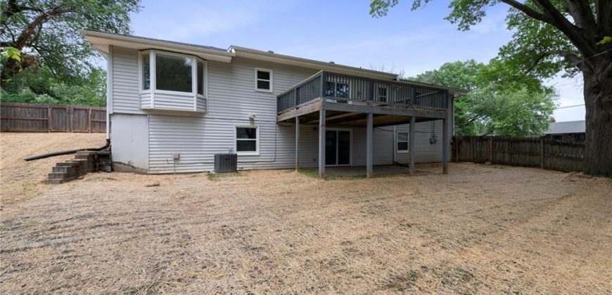Homes for Sale in Kansas City, MO 64151 | 3109 NW Karen Road