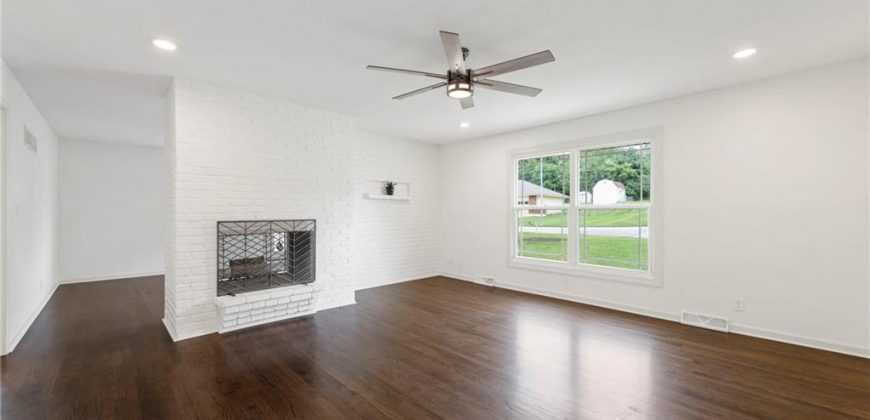 Homes for Sale in Kansas City, MO 64151 | 3109 NW Karen Road