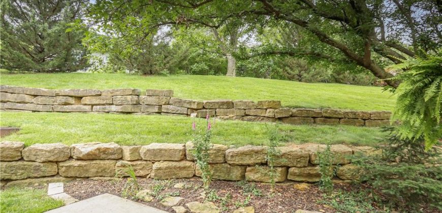 Homes for Sale in Kansas City, MO 64155 | 615 NE 101st Street