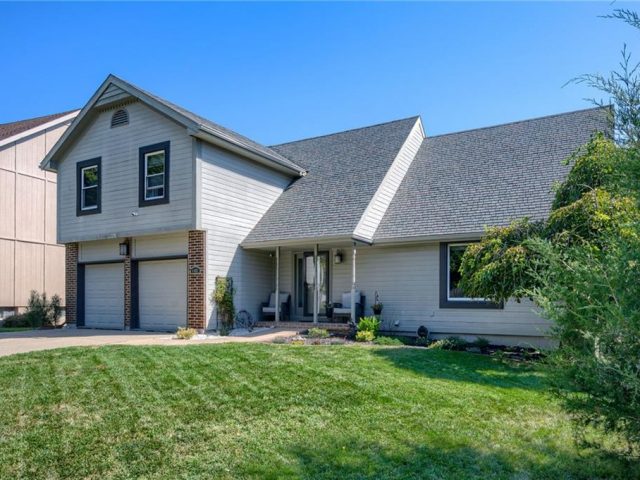 Homes for Sale in Kansas City, MO 64151 | 4409 NW 64th Terrace