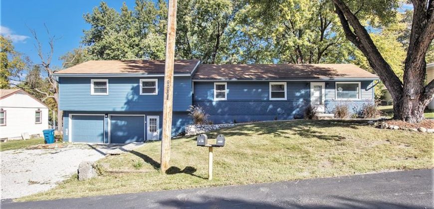 Homes for Sale in Northmoor, MO 64151 | 2020 NW 50th Street