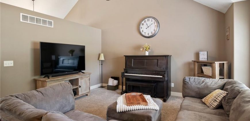 Homes for Sale in Kansas City, MO 64157 | 10747 N Laurel Avenue