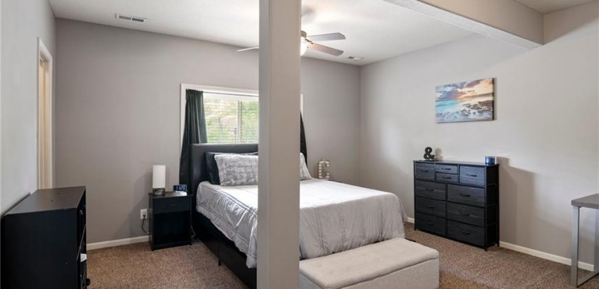 Homes for Sale in Kansas City, MO 64157 | 10747 N Laurel Avenue