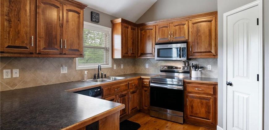 Homes for Sale in Kansas City, MO 64157 | 10747 N Laurel Avenue