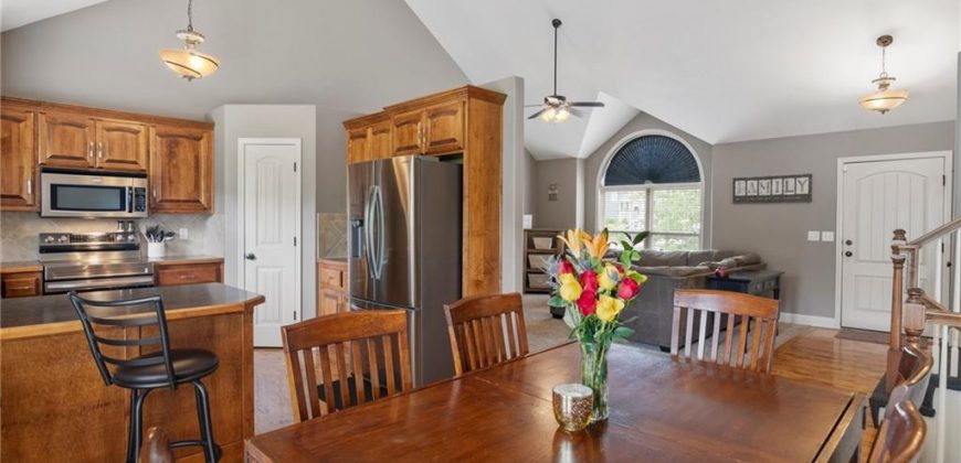 Homes for Sale in Kansas City, MO 64157 | 10747 N Laurel Avenue
