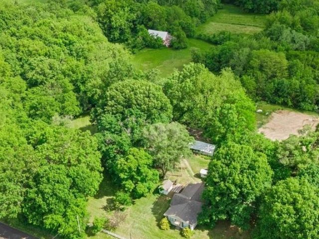 Homes for Sale in Liberty, MO 64068 | 10401 NE 124th Street