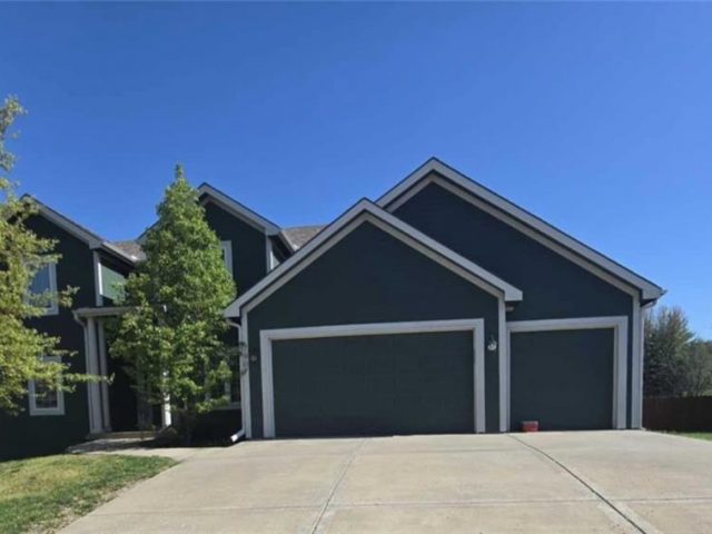 Homes for Sale in Kansas City, MO 64157 | 7907  111th Street