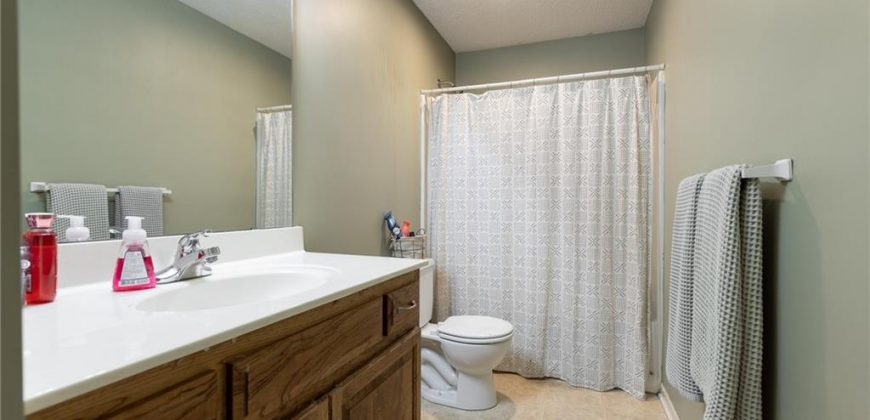 Homes for Sale in Kansas City, MO 64154 | 8755 N Chatham Avenue