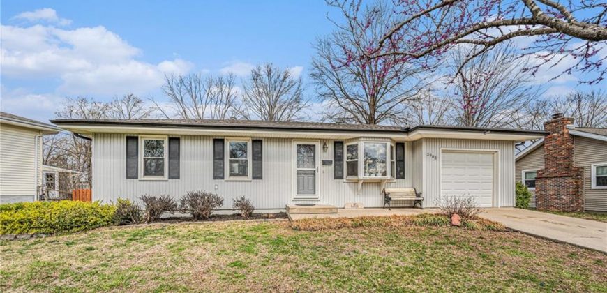 Homes for Sale in Gladstone, MO 64119 | 2902 NE 63rd Street