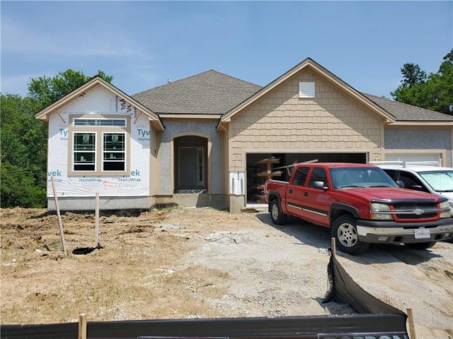 Homes for Sale in Kansas City, MO 64154 | 9435 N Belton Avenue