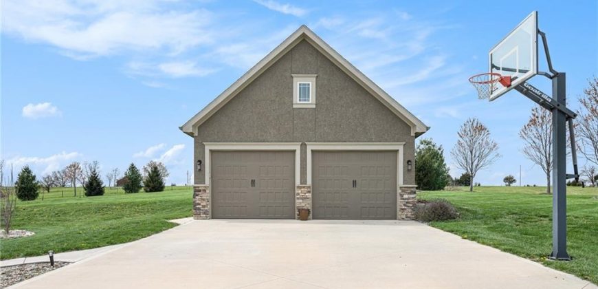 Homes for Sale in Smithville, MO 64089 | 17560  Smith’s Mill Road