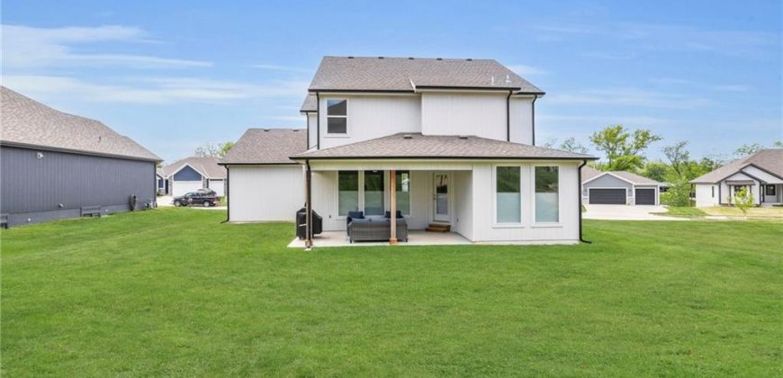 Homes for Sale in Platte City, MO 64079 | 2415  Windmill Circle