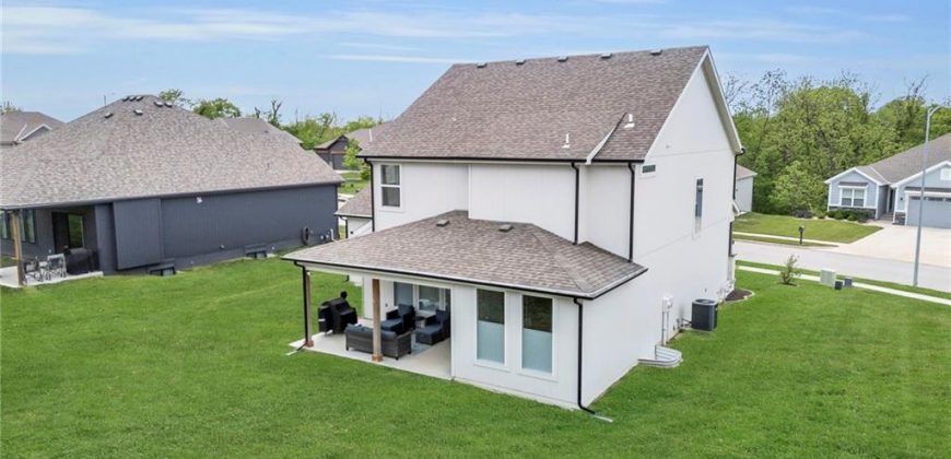 Homes for Sale in Platte City, MO 64079 | 2415  Windmill Circle