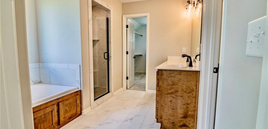 Homes for Sale in Kansas City, MO 64119 | 7812 N Spruce Avenue