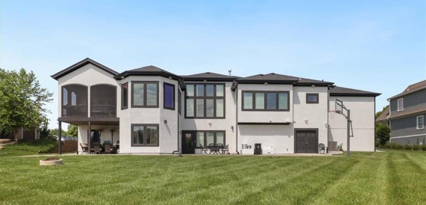 Homes for Sale in Kansas City, MO 64157 | 8605 NE Shoal Creek Parkway