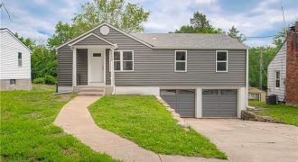 Homes for Sale in Houston Lake, MO 64151 | 5539 NW Adrian Avenue