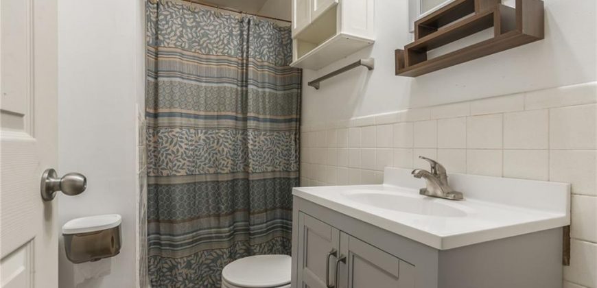 Homes for Sale in Kansas City, MO 64118 | 7940 N Broadway Street