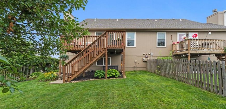 Homes for Sale in Smithville, MO 64089 | 100  Tipperary Street