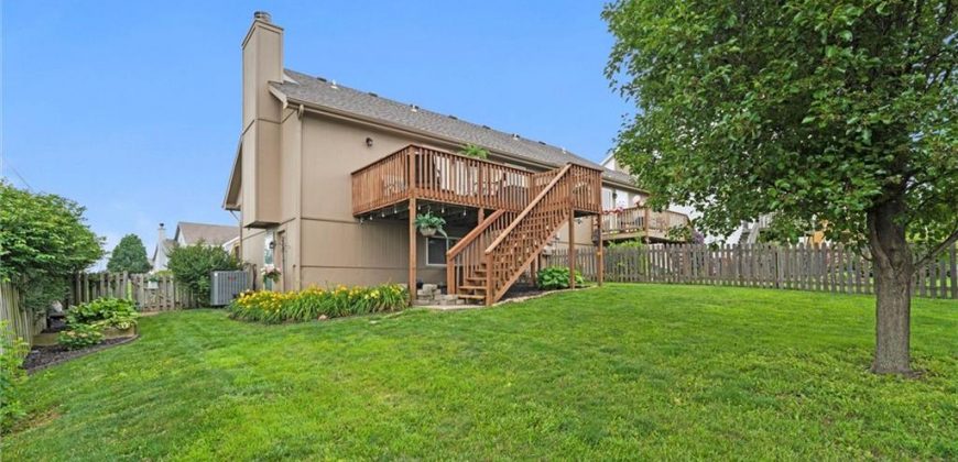 Homes for Sale in Smithville, MO 64089 | 100  Tipperary Street