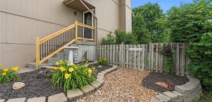 Homes for Sale in Smithville, MO 64089 | 100  Tipperary Street