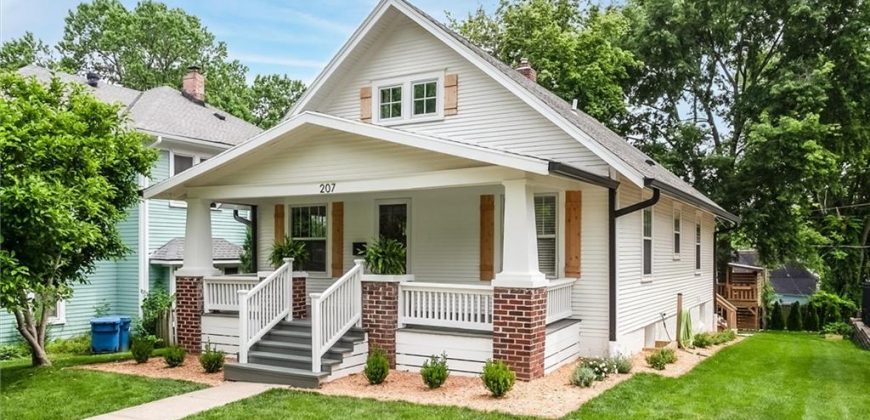 Homes for Sale in Liberty, MO 64068 | 207  McCarty Street