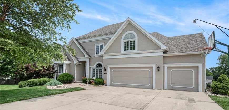 Homes for Sale in Kansas City, MO 64119 | 6111 N Kensington Court