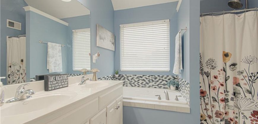 Homes for Sale in Kansas City, MO 64157 | 11507 N Kentucky Avenue