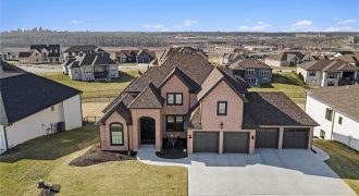 Homes for Sale in Riverside, MO 64150 | 2171 NW Palisades Drive