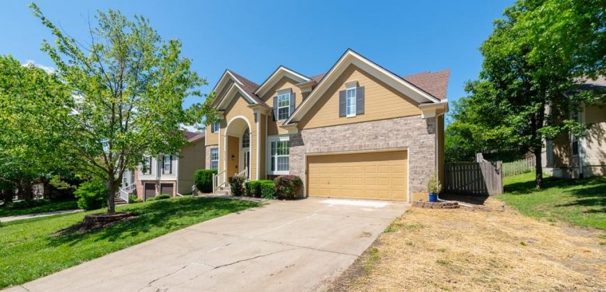Homes for Sale in Kansas City, MO 64151 | 6512 N FISK Court