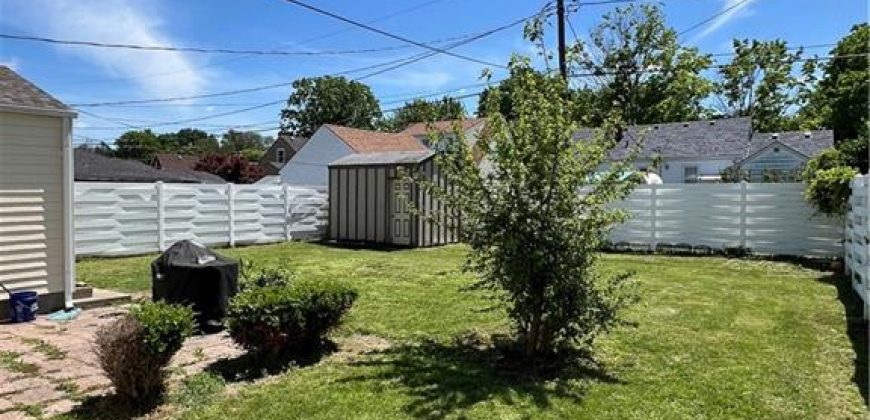 Homes for Sale in North Kansas City, MO 64116 | 831 E 25th Avenue