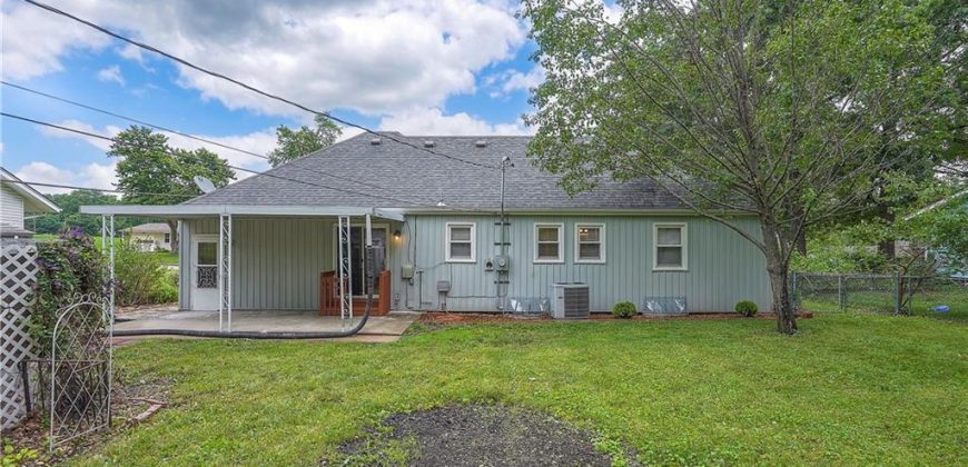 Homes for Sale in Gladstone, MO 64118 | 6204 N Michigan Avenue