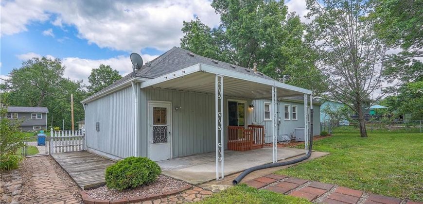 Homes for Sale in Gladstone, MO 64118 | 6204 N Michigan Avenue