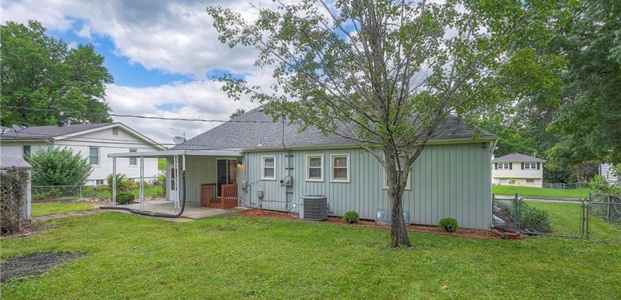 Homes for Sale in Gladstone, MO 64118 | 6204 N Michigan Avenue