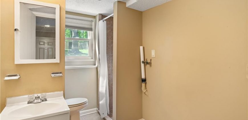 Homes for Sale in Kansas City, MO 64118 | 5524 N Virginia Avenue