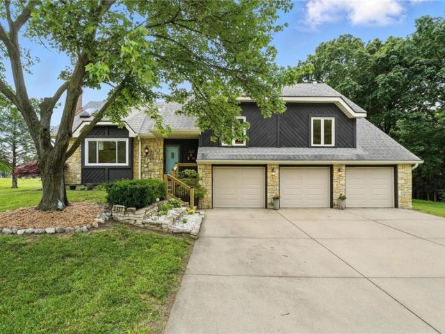 Homes for Sale in Kansas City, MO 64116 | 3437 N Wabash Avenue