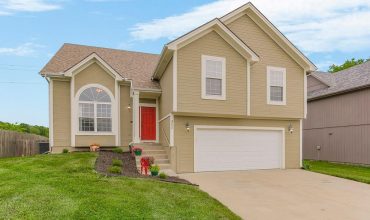 Homes for Sale in Smithville, MO 64089 | 508  Shannon Avenue