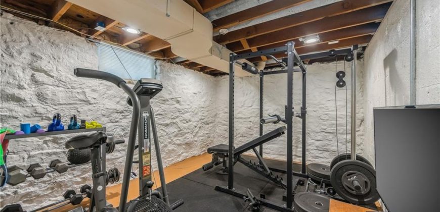Homes for Sale in Kansas City, MO 64118 | 1201 NE 72nd Street