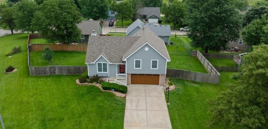 Homes for Sale in Smithville, MO 64089 | 101  Shasta Daisy Drive