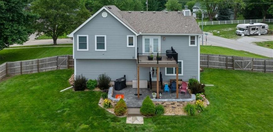 Homes for Sale in Smithville, MO 64089 | 101  Shasta Daisy Drive