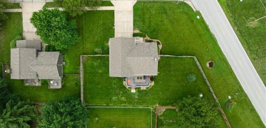 Homes for Sale in Smithville, MO 64089 | 101  Shasta Daisy Drive