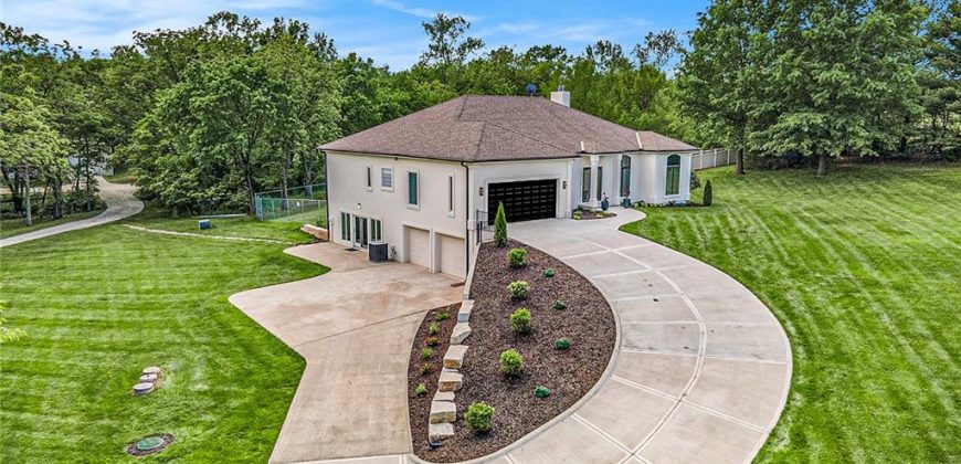 Homes for Sale in Smithville, MO 64089 | 6605  E Highway