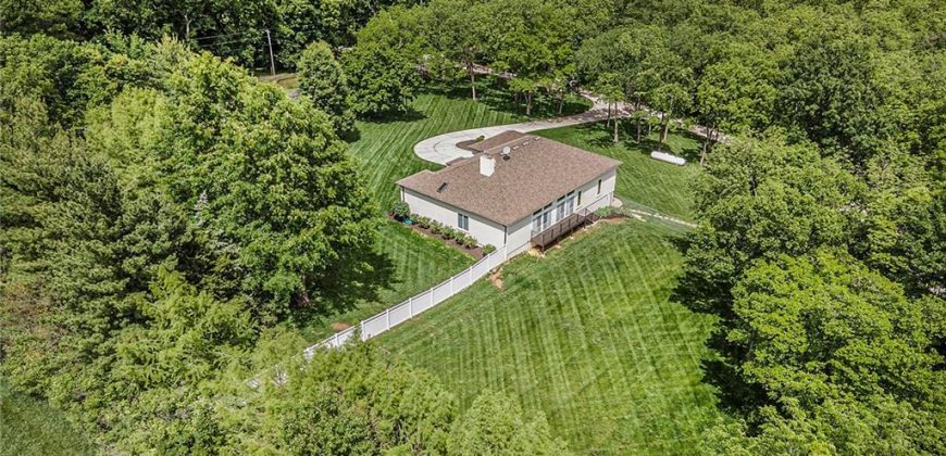 Homes for Sale in Smithville, MO 64089 | 6605  E Highway