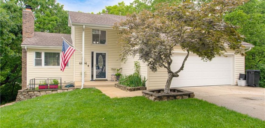 Homes for Sale in Kansas City, MO 64151 | 6804 NW Mokane Avenue