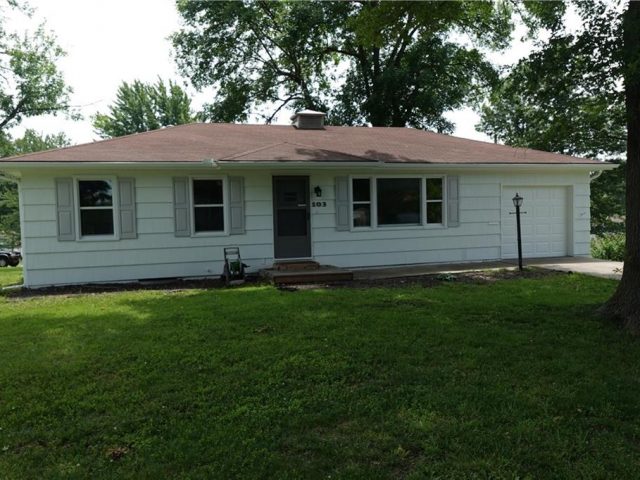 Homes for Sale in Kansas City, MO 64118 | 103 NE 67th Street