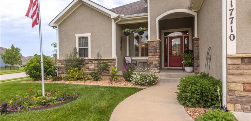 Homes for Sale in Smithville, MO 64089 | 17710  Mission Ridge Drive