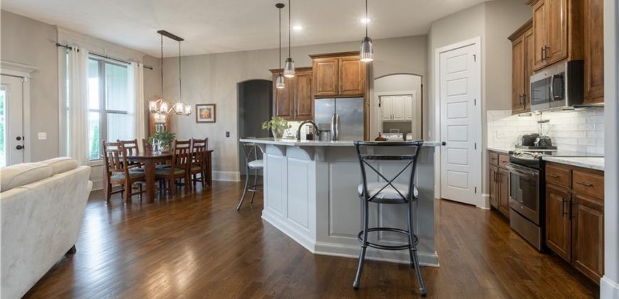 Homes for Sale in Smithville, MO 64089 | 17710  Mission Ridge Drive