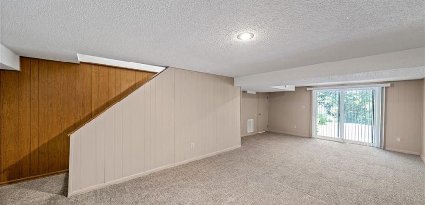 Homes for Sale in Kansas City, MO 64152 | 7139 NW Country Club Lane