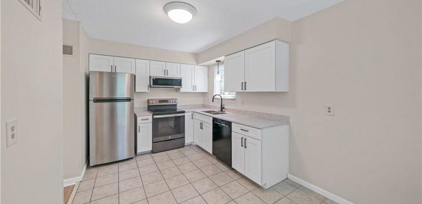 Homes for Sale in Kansas City, MO 64152 | 7139 NW Country Club Lane