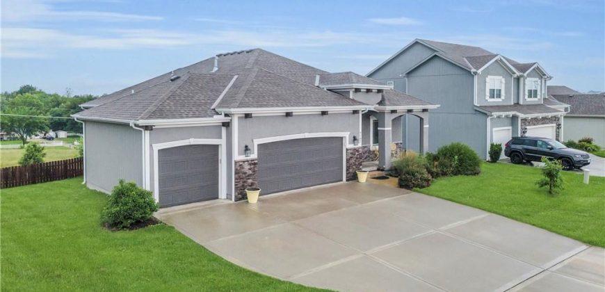 Homes for Sale in Kansas City, MO 64157 | 9102  111th Place