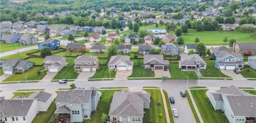 Homes for Sale in Kansas City, MO 64157 | 9102  111th Place